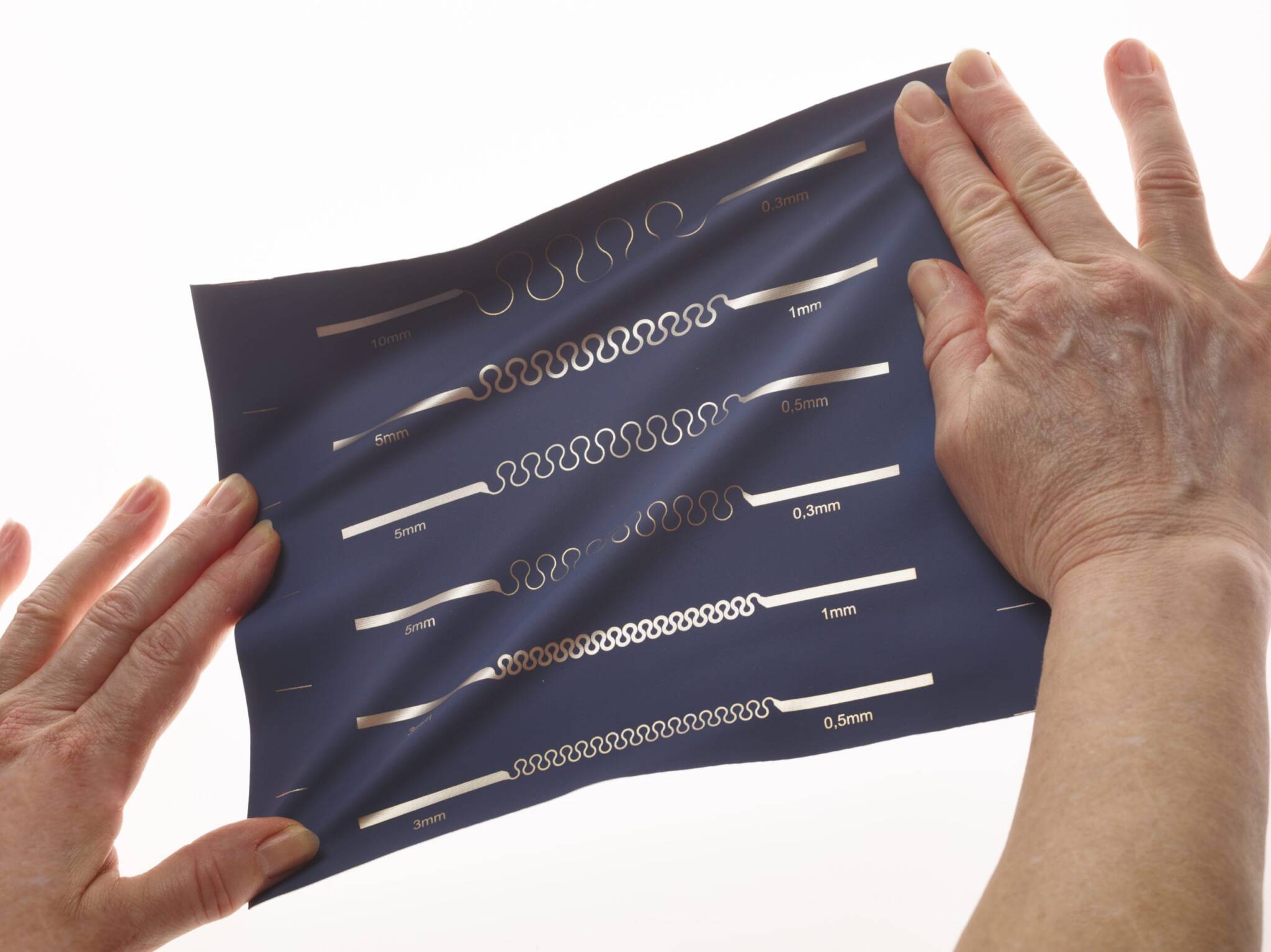 Smart shirt for chronic lung patients